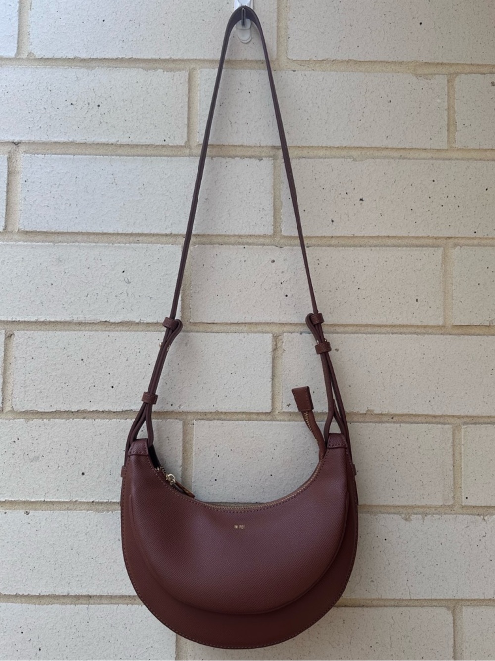 NWOT JW PEI Sharon Brown Crossbody Crescent Vegan Leather Bag - Picture 4 of 11